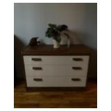 Palliser Chest Of Drawers 