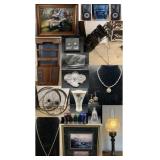 SISTERS IN CHARGE ONLINE AUCTION, CENTRAL ISLIP NY -14KT GOLD, THOMAS KINKADE, ARTWORK & MORE!