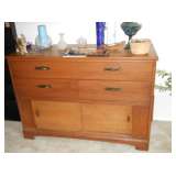 Buffet/liquor cabinet