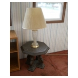 Occasional table & lamp