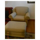 La-Z-Boy Accent Chair & Ottoman