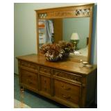 Thomasville Triple Dresser w/mirror