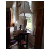 Occasional table  White Marble lamp