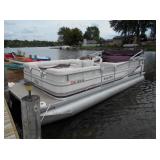 Pontoon Boat