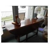 Drop-leaf Gateleg Table