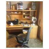 Computer desk rolling chair