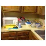 small appliances and kitchen items