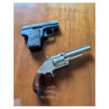 Valparaiso Estate Sale