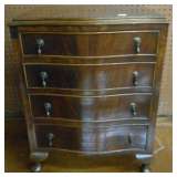 SMALL SERPENTINE CHEST