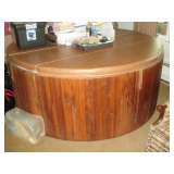 round hot tub