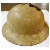 WWI HELMET W/ LINER