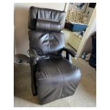 • Human Touch Anti-Gravity Chair- Nice Condition