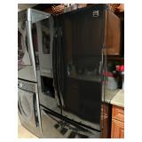 Kenmore Refrigerator w/Transferable Warranty expires 6/7/2028