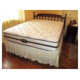 Queen size bed w/ beauty rest box spring & mattress