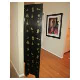 Elegant oriental privacy screen showing the pattern on the back side.