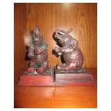 Elephant book ends.