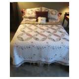 Nice double quilt set.