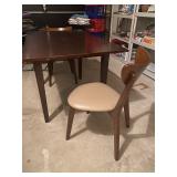 Mid century modern table and chairs