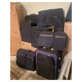 Vintage Samsonite luggage set like new condition