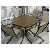 Patio Table w/6Chairs