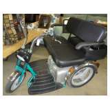 Sportster SE 3 Wheel Scooter!!