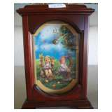 "Apple Tree Boy & Girl"Clock