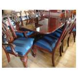 Dining Room Table & Chairs w/Hutch