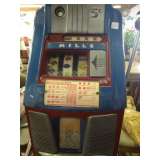 Mills Antique slot Machine