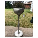 Vintage ash tray; Full price = $60; call (469) 952-7132 if interested. 