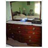 dresser/mirror