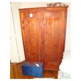 DBL CEDAR ROBE