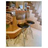 4 of the coolest bar stools