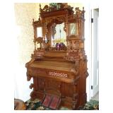 **APRIL'S ESTATE SALES** IS IN SPRING LAKE, NJ FOR A 3 DAY SALE