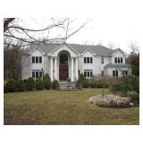 **APRIL'S ESTATE SALES** IS IN HOLMDEL, NJ-MOST ITEMS 50% OFF SATURDAY!