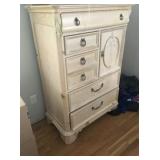 **APRIL'S ESTATE SALES** IS IN RANDOLPH, NJ FOR A TWO DAY SALE