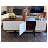 Mid - Century galore ! 