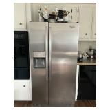 Whirlpool refrigerator. Ice cold. 
