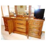             9 Drawer