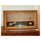 Vintage Grundig Radio 5077