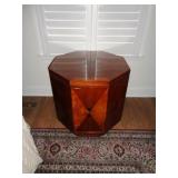Henredon Nightstand/End Table