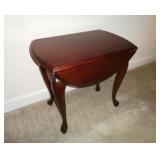 Queen Anne Drop Leaf Side Table