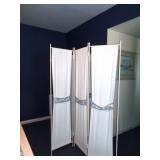Tri-fold Screen (2 available)