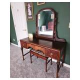 Vanity w/Cheval Mirror