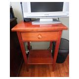 End Table/Nightstand