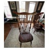 4 Windsor-style Side Chairs