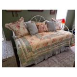 Metal Daybed w/Trundle