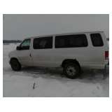 2000 Ford 15 Passenger Van