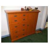 CHIFFOROBE