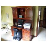 COMPUTER DESK