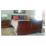 TOMASVILLE SLIEGH BED
